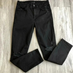 Mother Denim High Waisted Looker in Guilty As Sin size 26 Distressed‎